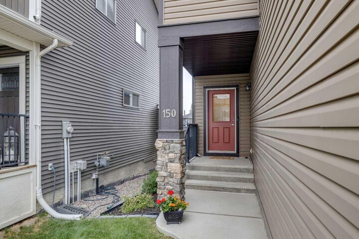 Property Photo:  150 Fireside Bend  AB T4C 0V7 