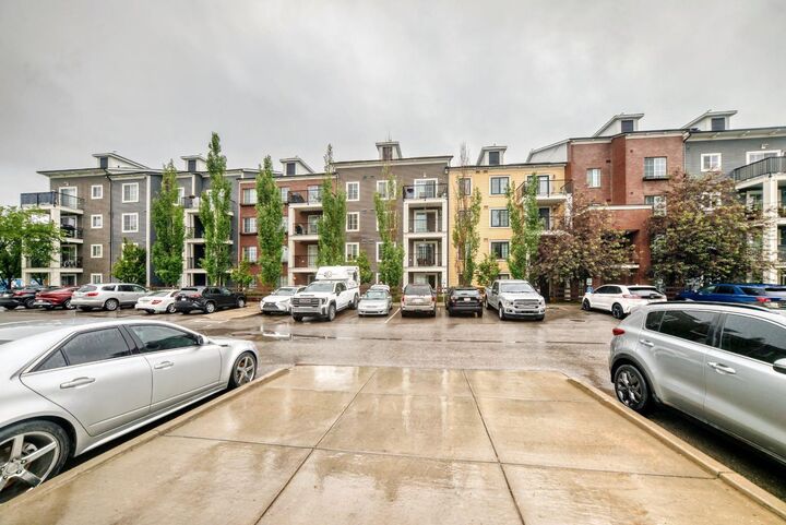 Property Photo: 755 Copperpond Boulevard SE 4310 AB T2Z 4R2