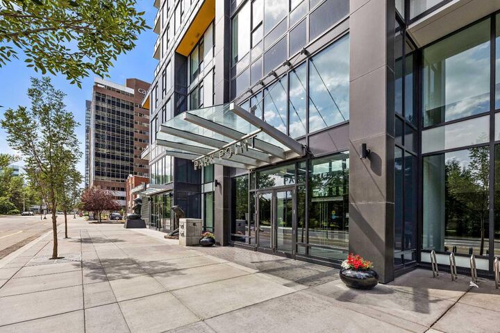 Property Photo:  310 12 Avenue SW 2903  AB T2R 1B5 