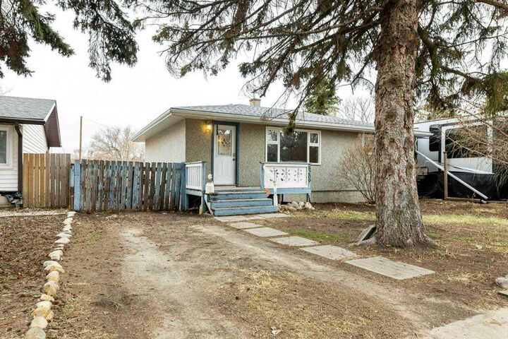 5209 Wilson Street — photo 1
