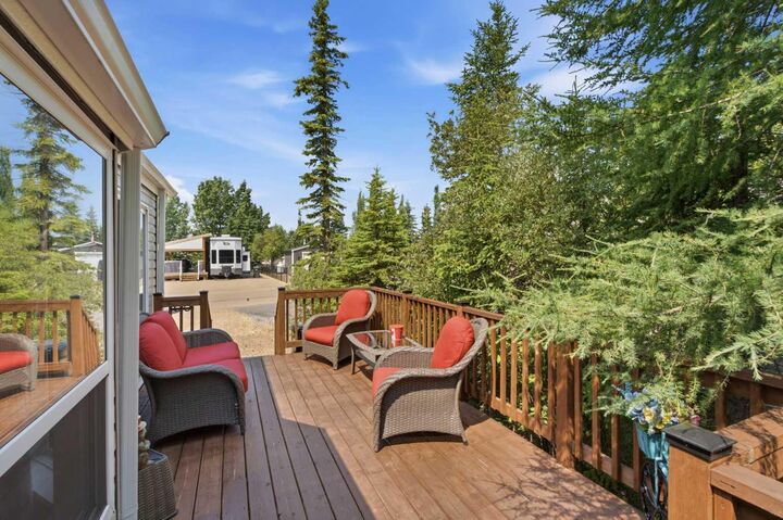 Property Photo: 10046 Township Road 422 68A AB T0C 2J0