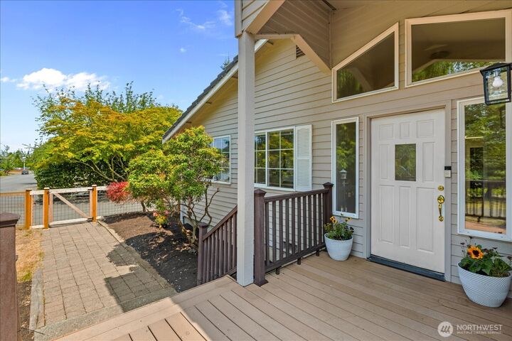 Property Photo:  8120  4th Street SE  WA 98258 