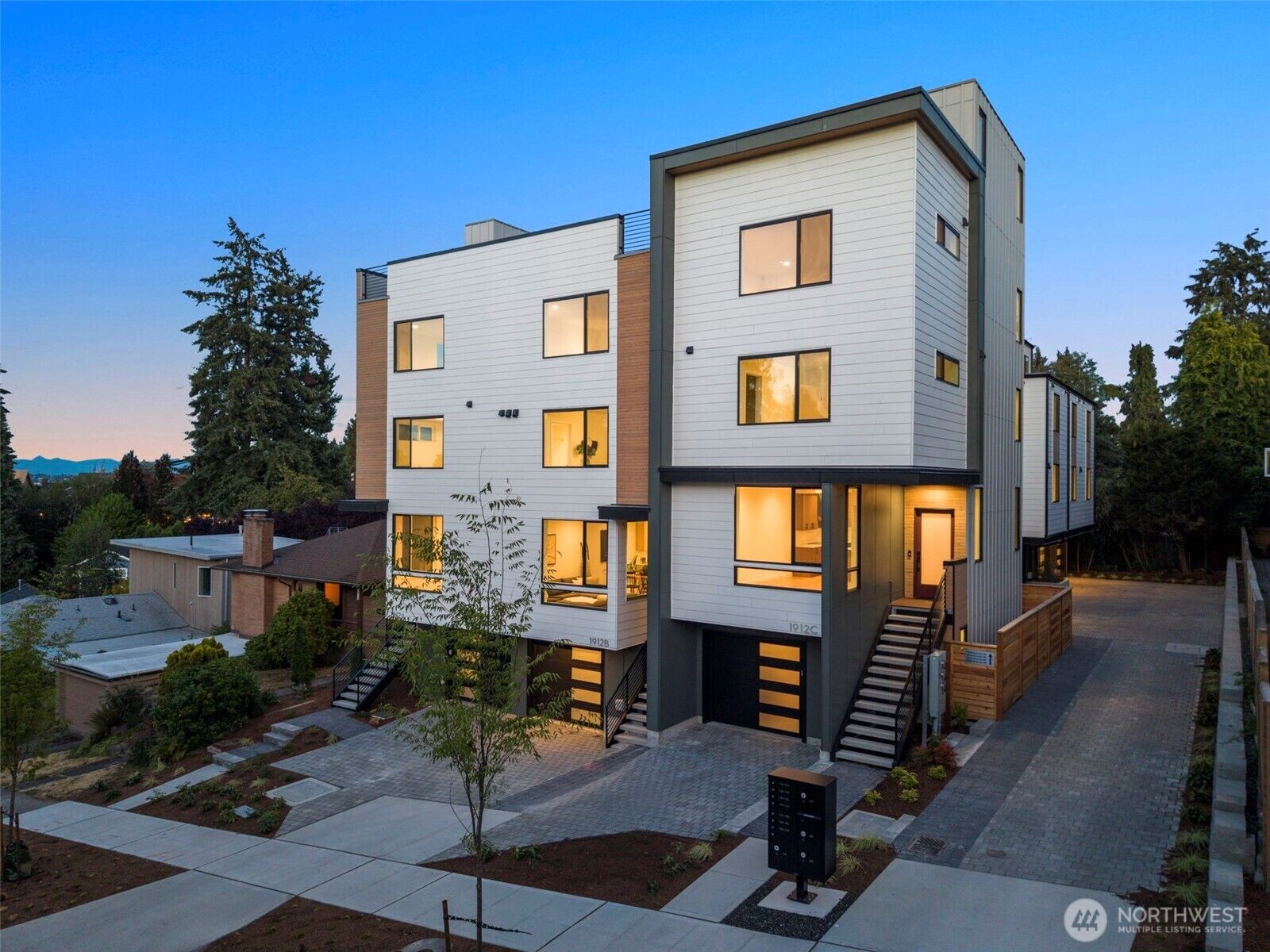 Property Photo: 1912 B Ferry Avenue SW WA 98116