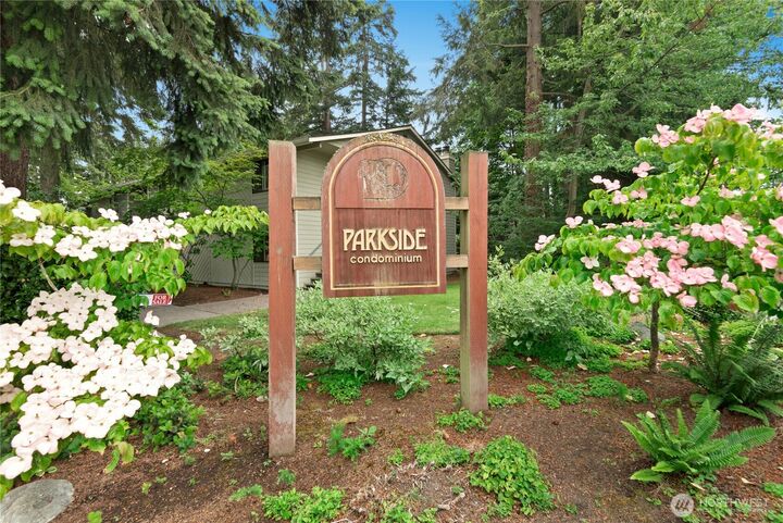 Property Photo:  5506 SW 220th St  SW A203  WA 98043 