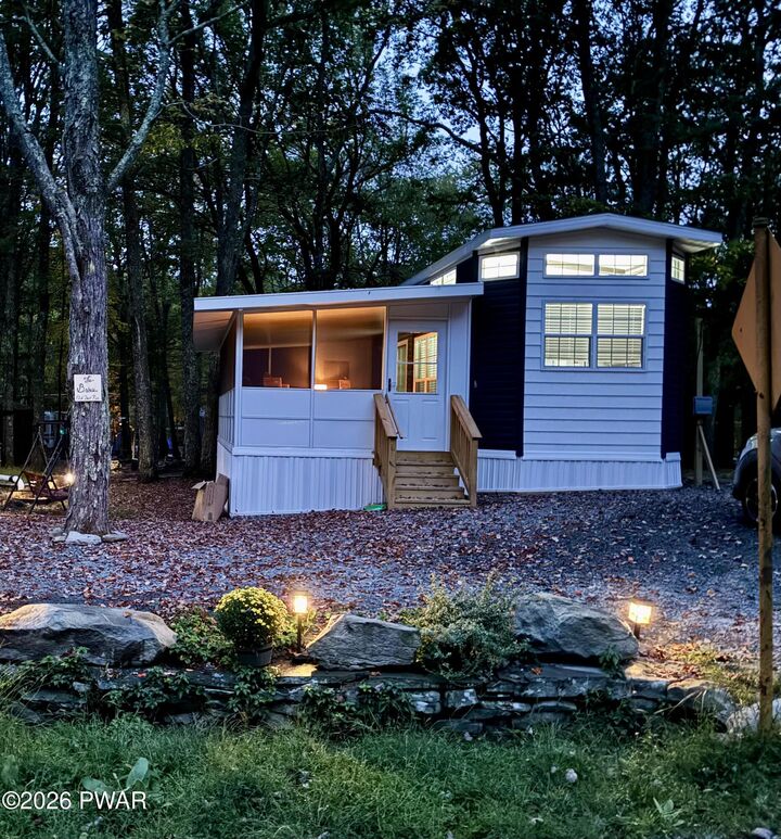 Property Photo:  126 Deer Run  PA 18337 