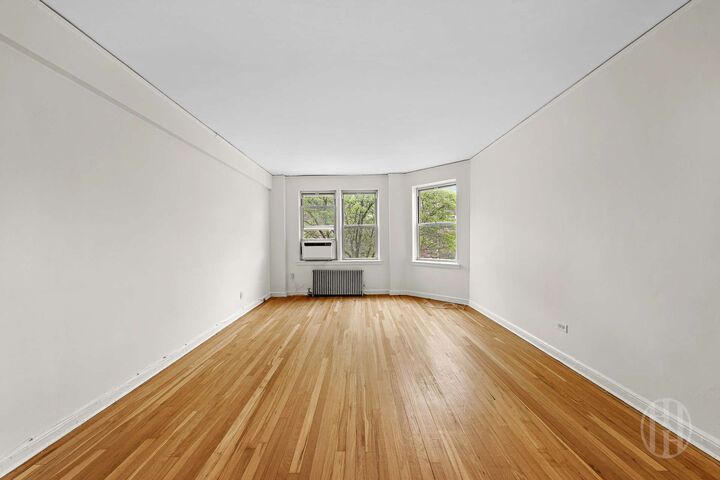Property Photo:  141-27 79th Avenue 2F  NY 11367 