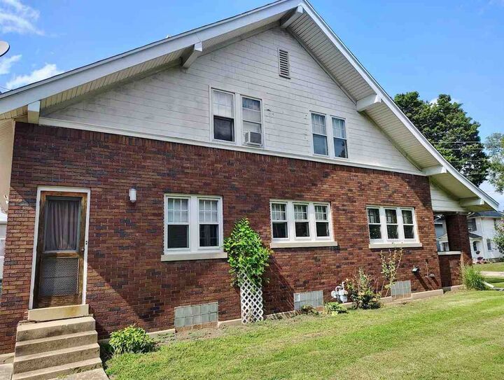 Property Photo:  20 SW 5th  IN 47374 