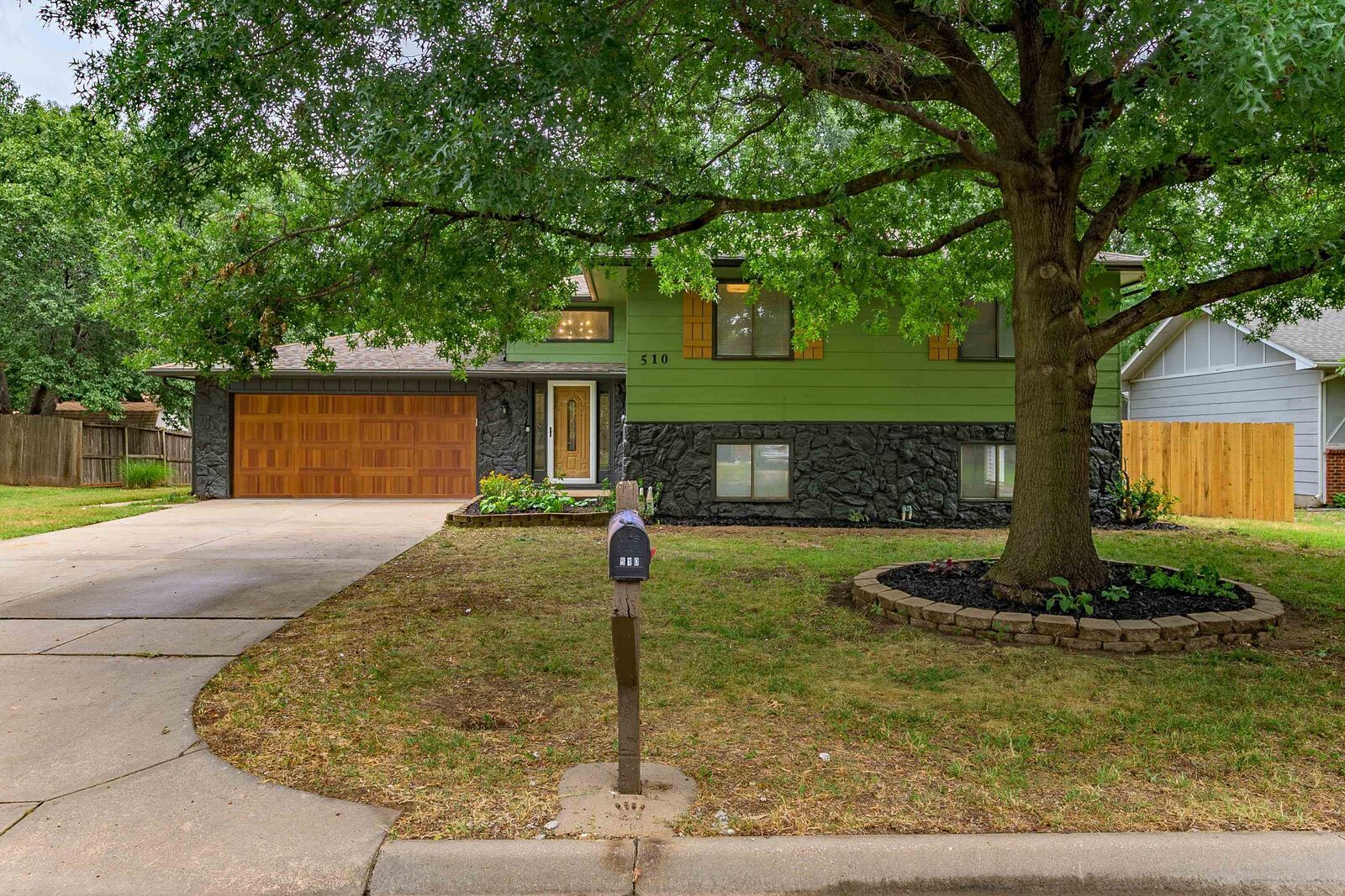 Property Photo:  510 N Prescott St  KS 67212-5420 