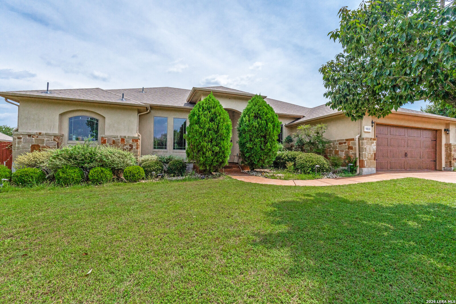 Property Photo:  9810 Spinnaker Path  TX 78263 