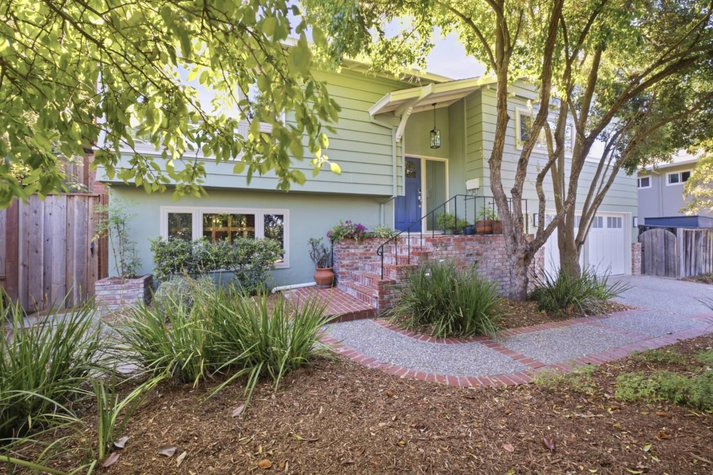 Property Photo: 3642 Farm Hill Boulevard CA 94061