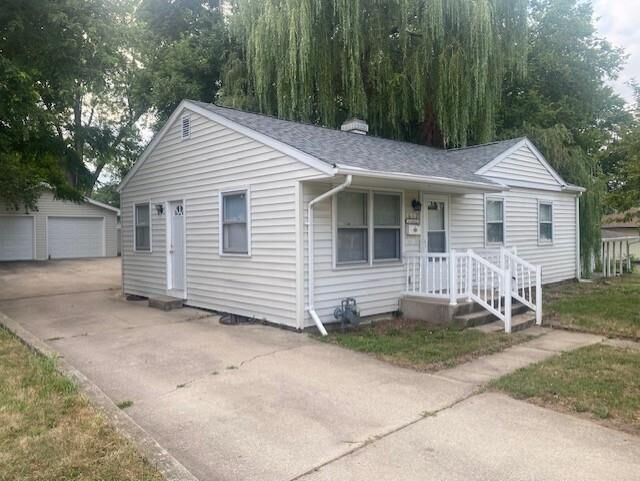 Property Photo: 1612 Grant Street WI 53511