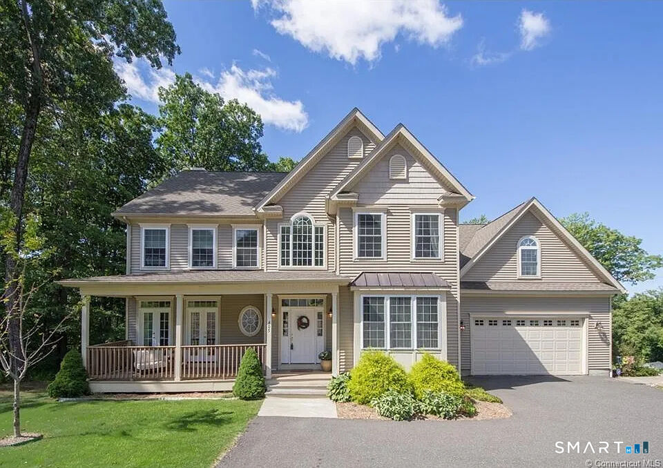 Property Photo:  405 Washington Drive  CT 06762 