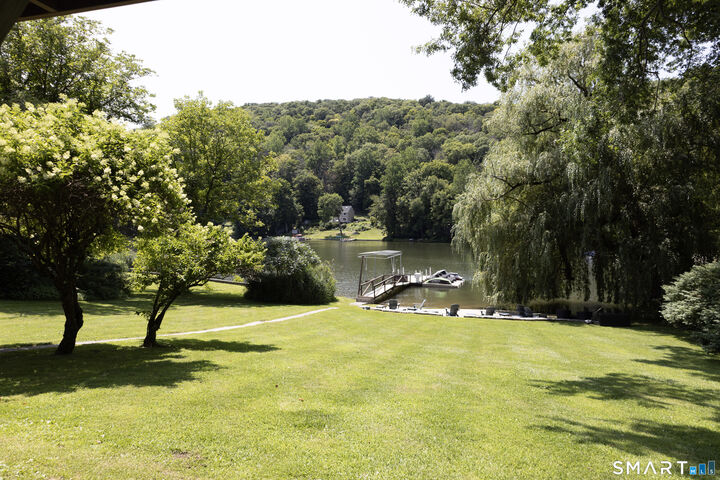Property Photo:  18 Pinewood Shores  CT 06784 