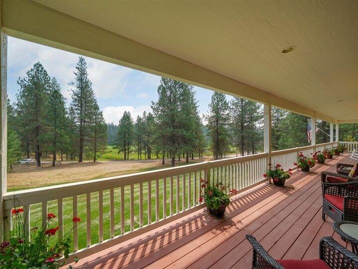 Property Photo: 720 W Fender Rd WA 99005