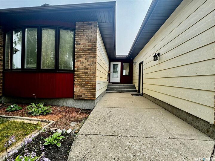 Property Photo: 34 Blackwell Crescent SK S3N 3Y1