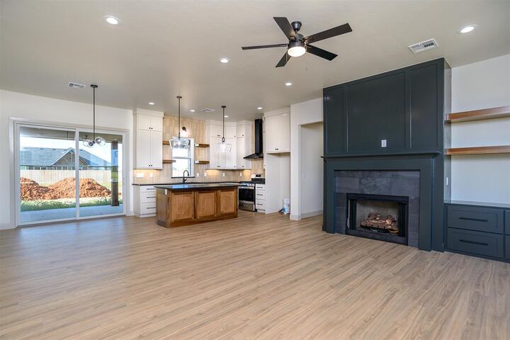 Property Photo:  6023 E Bison Lane  OK 74075 