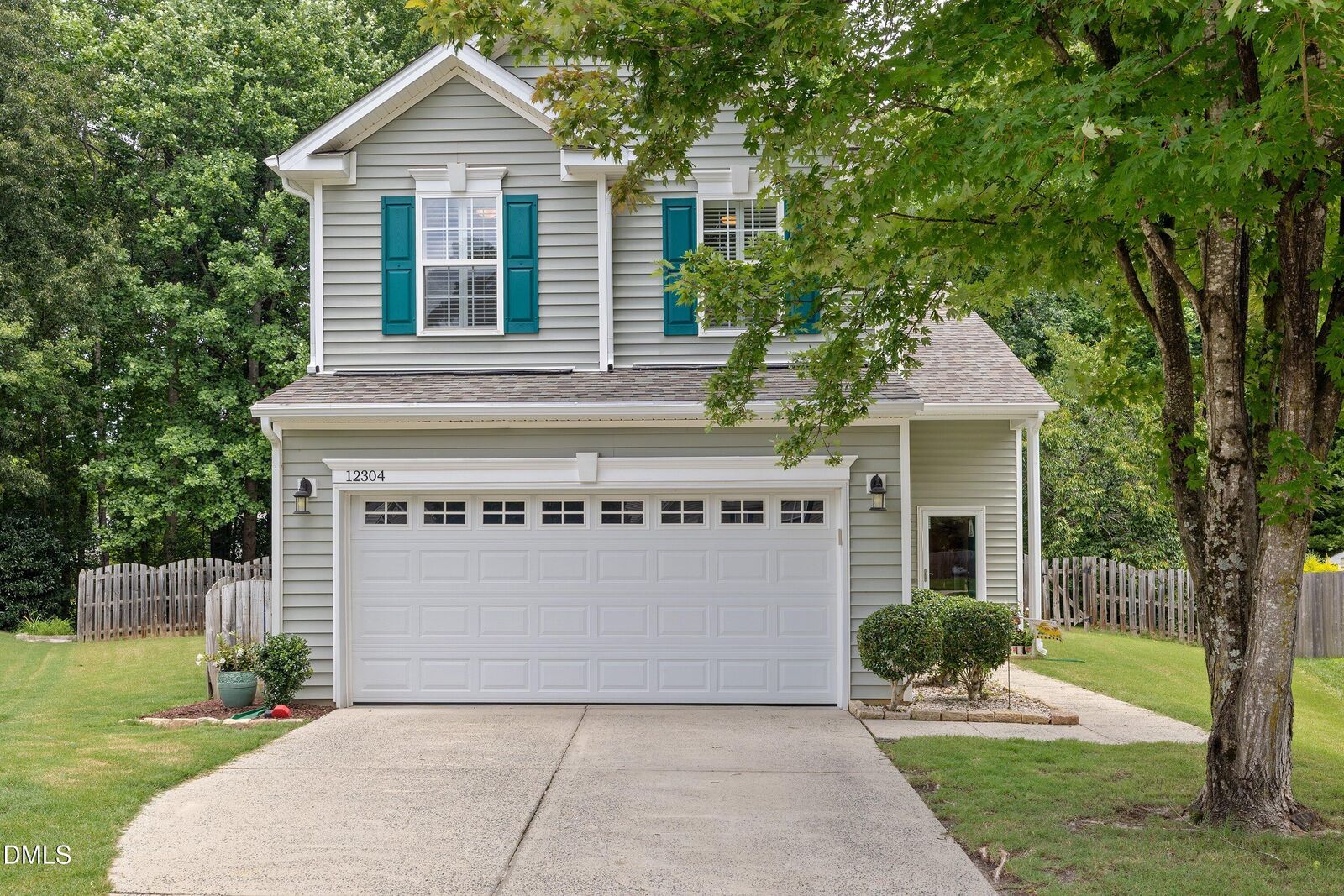 Property Photo: 12304 Tetons Court NC 27703