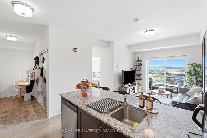 Property Photo:  200 Lagerfield Drive 604  ON L7A 5G5 