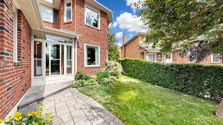 Property Photo:  15 Marsh Street  ON L4C 7P5 