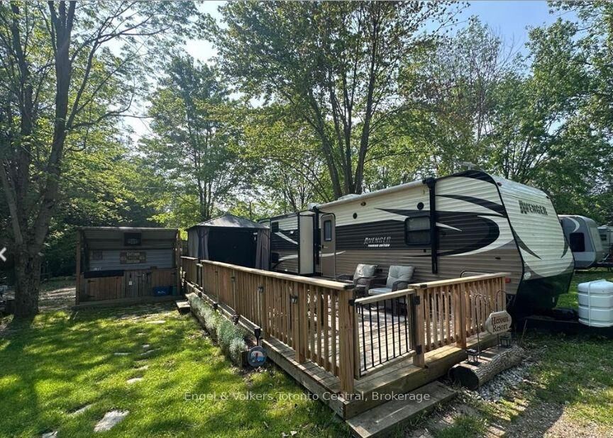 Property Photo: 7489 Sideroad 5 E N/A S4 ON N0G 2L0