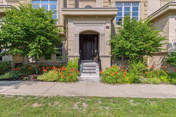 Photo de la propriété:  257 Hanover Street  ON L6K 0H3 