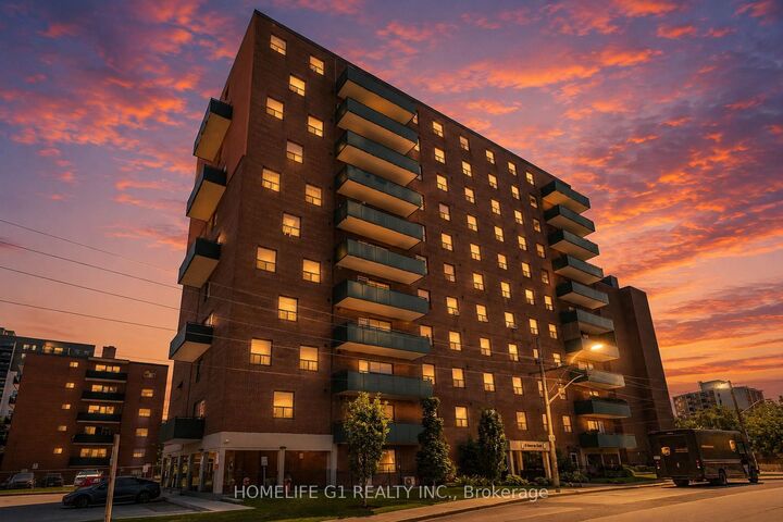 Property Photo: 49 Queen Street ON L5G 4N6
