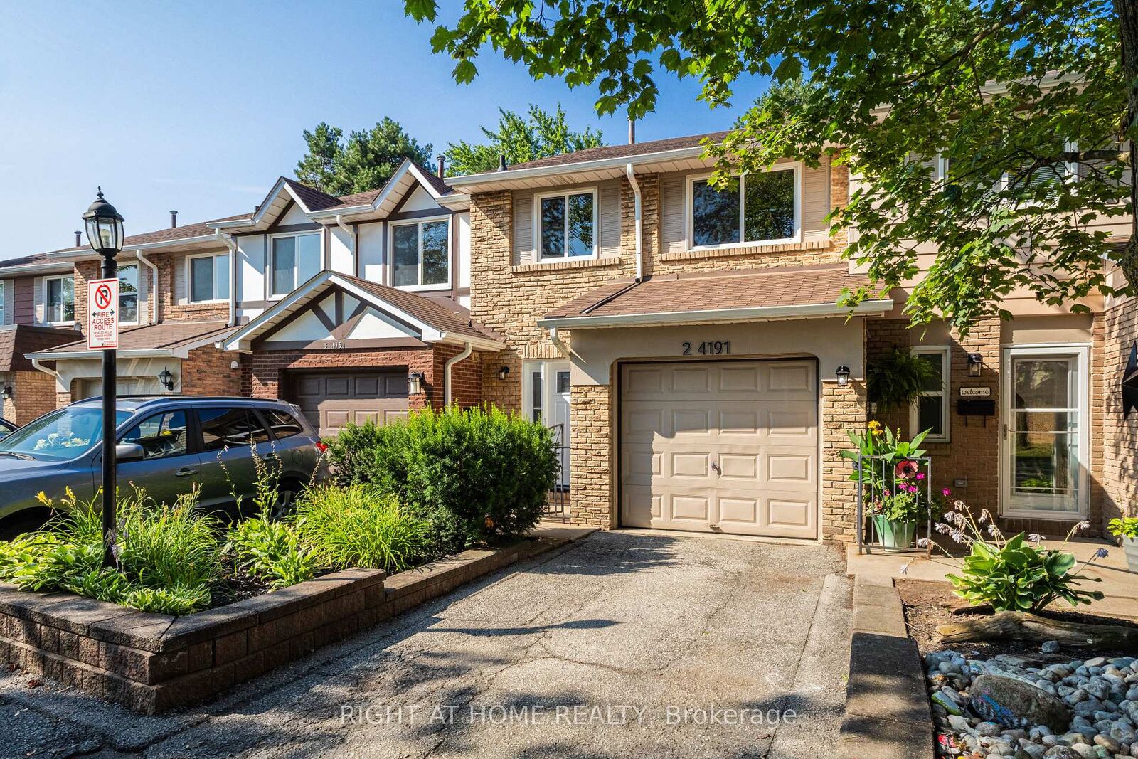 Property Photo:  4191 Longmoor Drive 2  ON L7L 5J9 