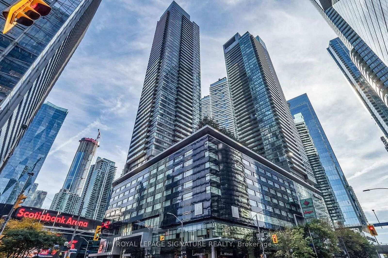 Property Photo:  65 Bremner Boulevard 1310  ON M5J 0A7 