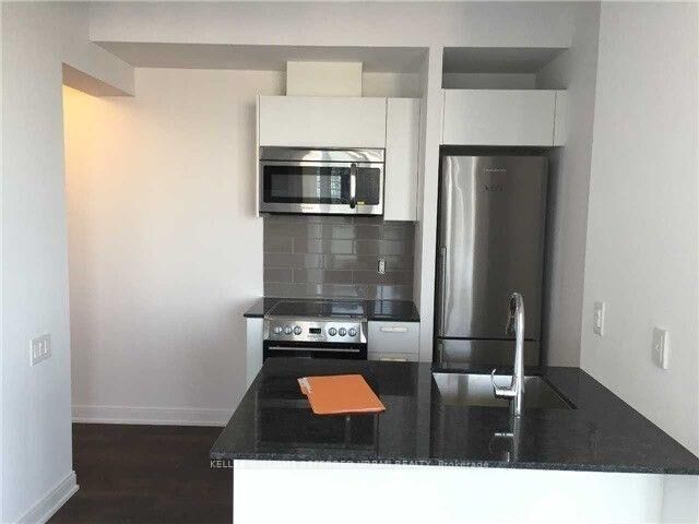 Property Photo:  42 Charles Street E 409  ON M4Y 1T4 