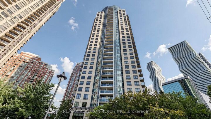Property Photo:  330 Burnhamthorpe Road W 906  ON L5B 0E1 