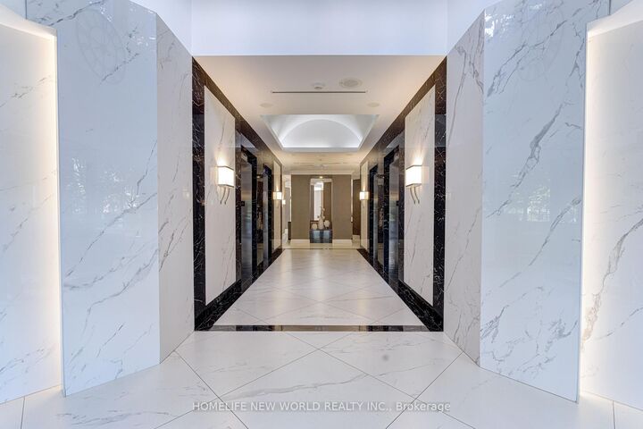 Property Photo: 45 Kingsbridge Garden Circle 2704 ON L5R 3K4