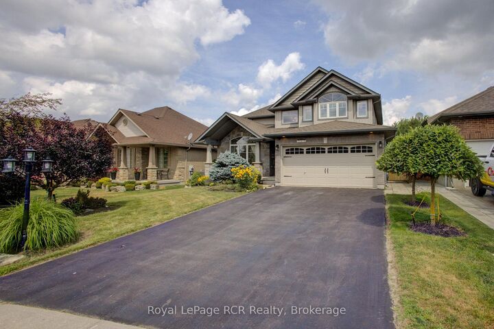 Property Photo: 237 Carrol Street ON N0G 1A0