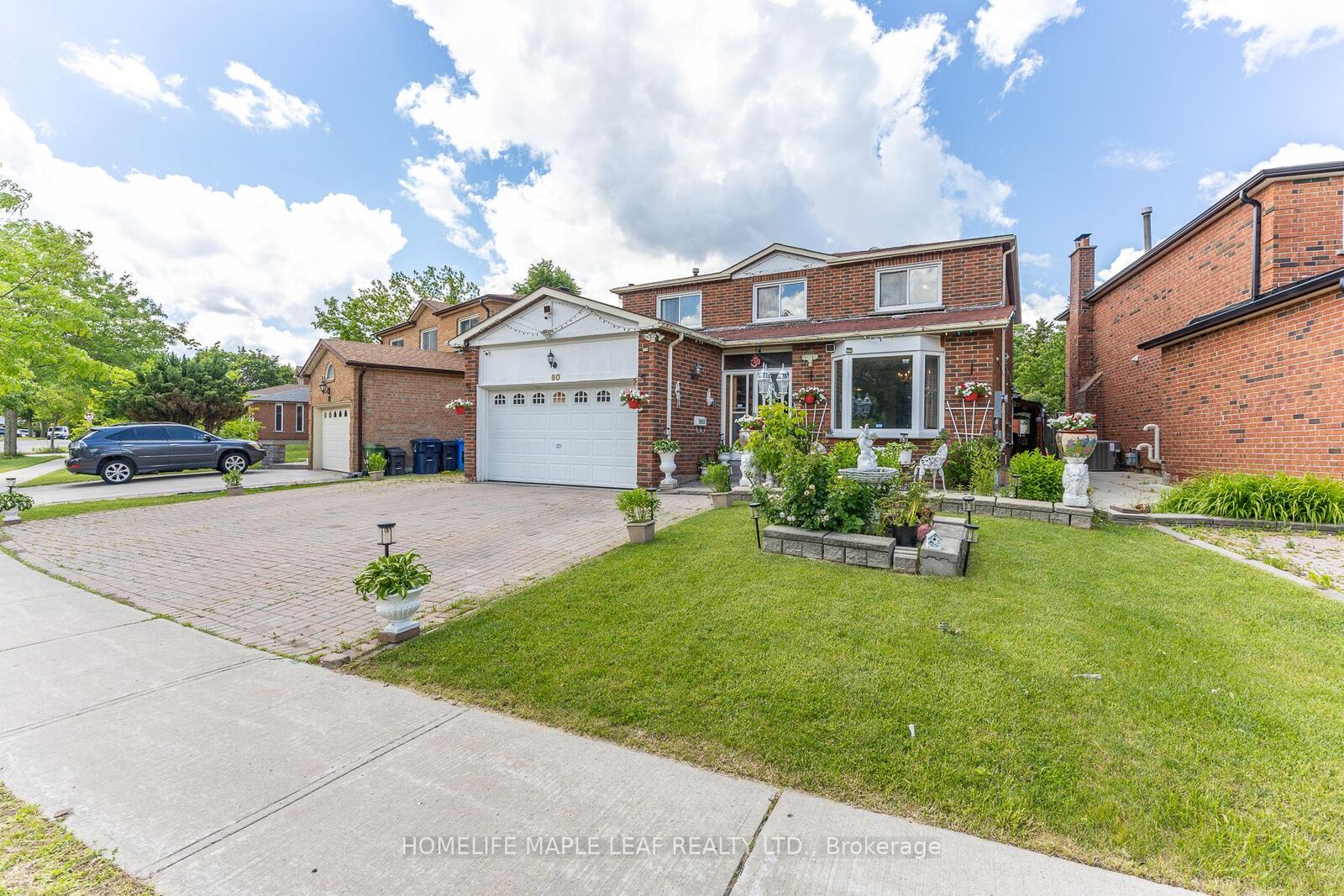 Property Photo: 80 Whistling Hills Drive ON M1V 2B7