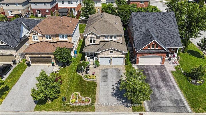 Property Photo: 17 White Crescent ON L4N 5Z9