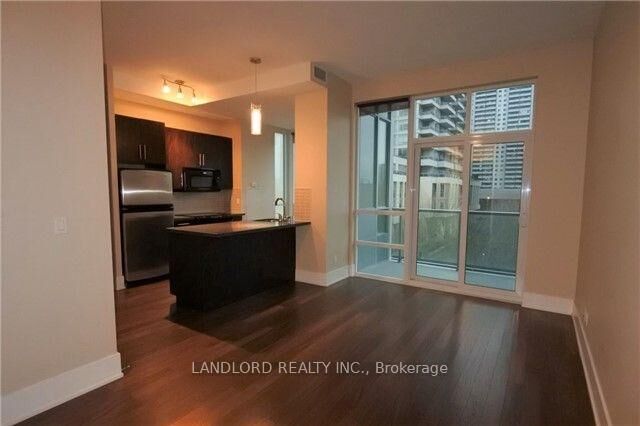 Property Photo:  120 Homewood Avenue 418  ON M4Y 2J3 