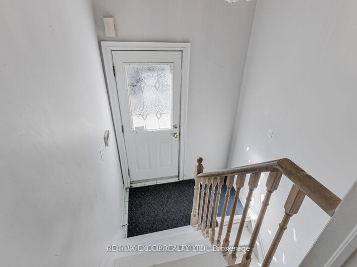 Property Photo: 387 Crosby Avenue ON L4C 2R8