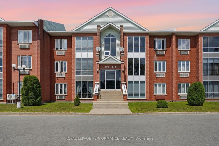 Property Photo:  471 Spence Avenue 4  ON K6A 3A4 
