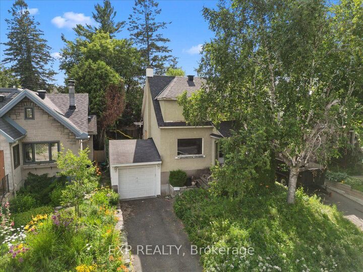 Property Photo: 176 Marlborough Avenue ON K1N 8G4