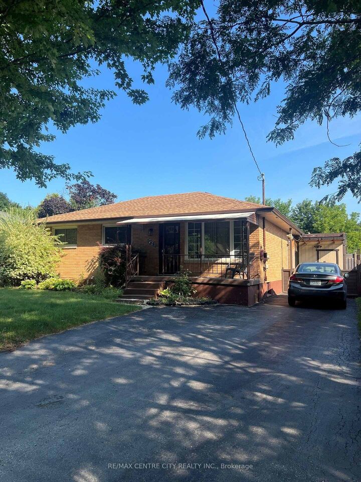 Property Photo: 1590 Dixie Street ON N5V 1Y9