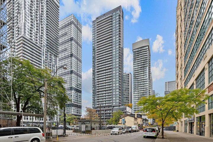 Property Photo:  159 Dundas Street E 1005  ON M5B 0A9 