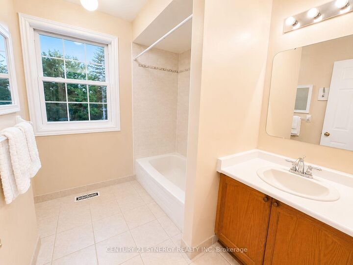 Property Photo: 757 Clearcrest Crescent ON K4A 3E7