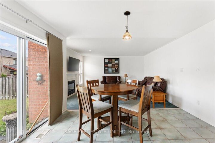 34 McSweeney Crescent — photo 1