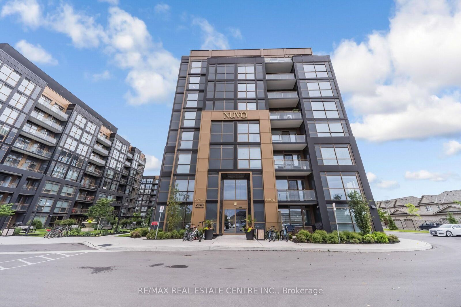 Property Photo: 2343 Khalsa Gate 611 ON L6M 5R6