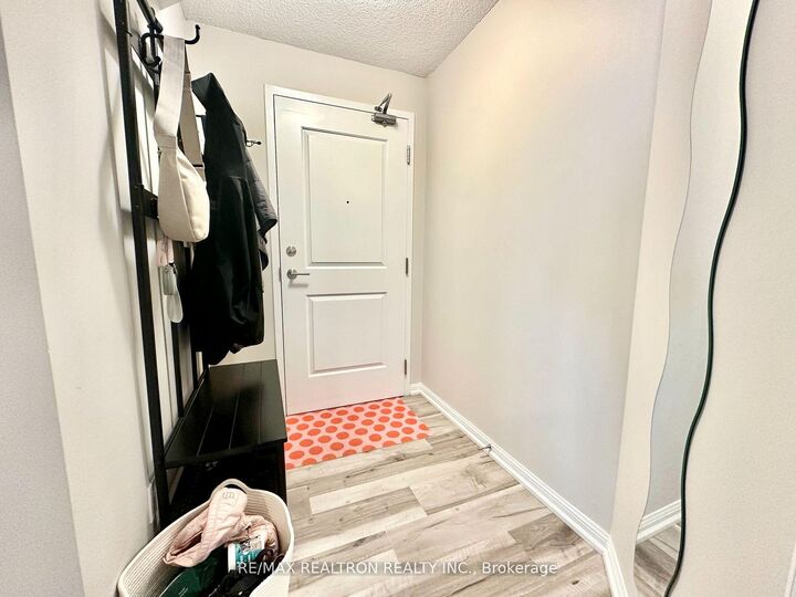 Property Photo:  85 East Liberty Street 1006  ON M6K 3R4 