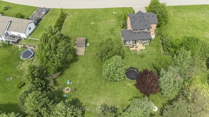 Property Photo: 18 Peter Street ON L9W 5Z8