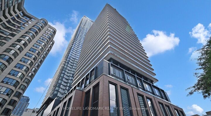 Property Photo:  18 Maitland Terrace E 2402  ON M4Y 0H2 
