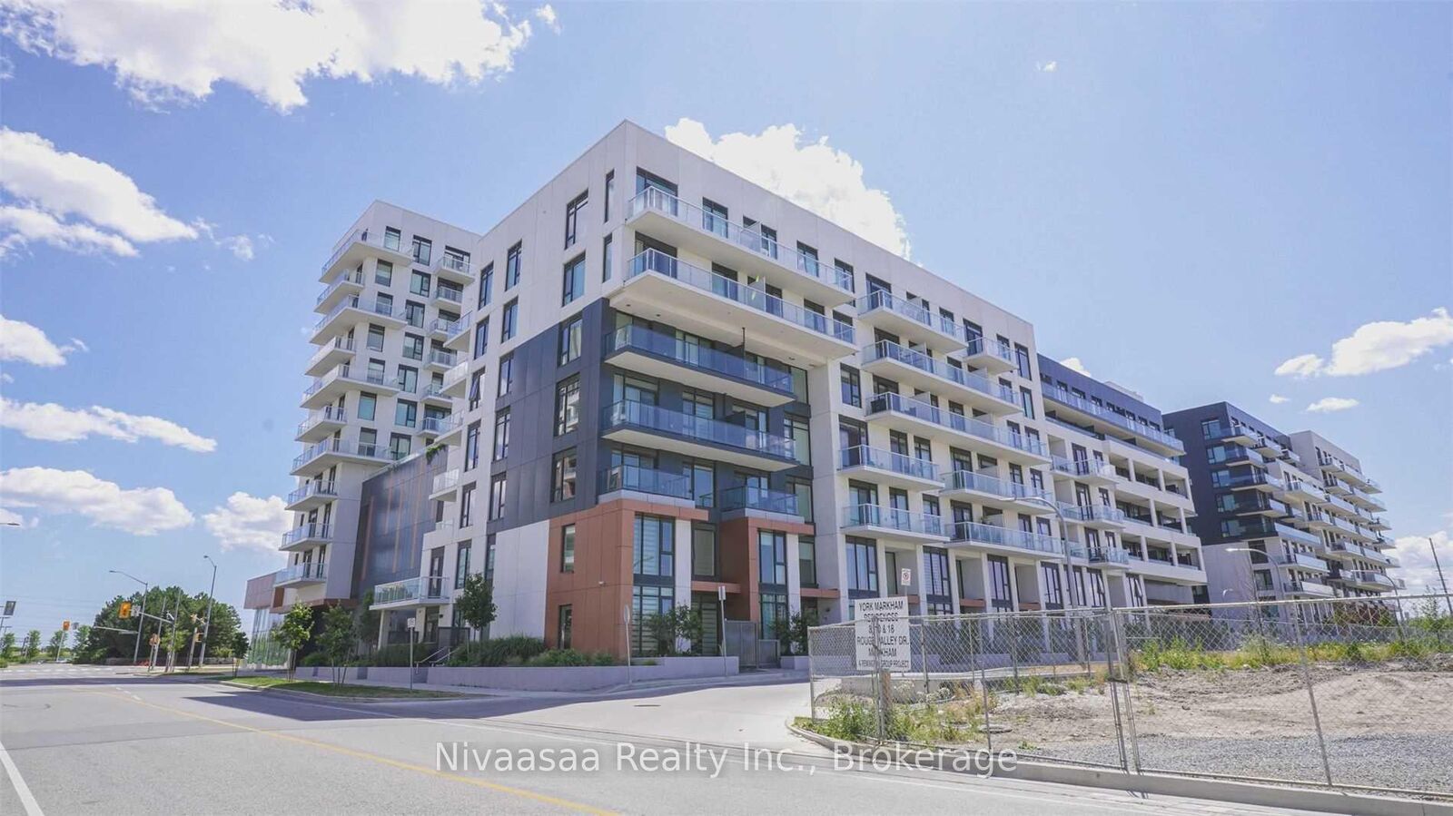 Property Photo:  10 Rouge Valley Drive W 301  ON L6G 0G9 