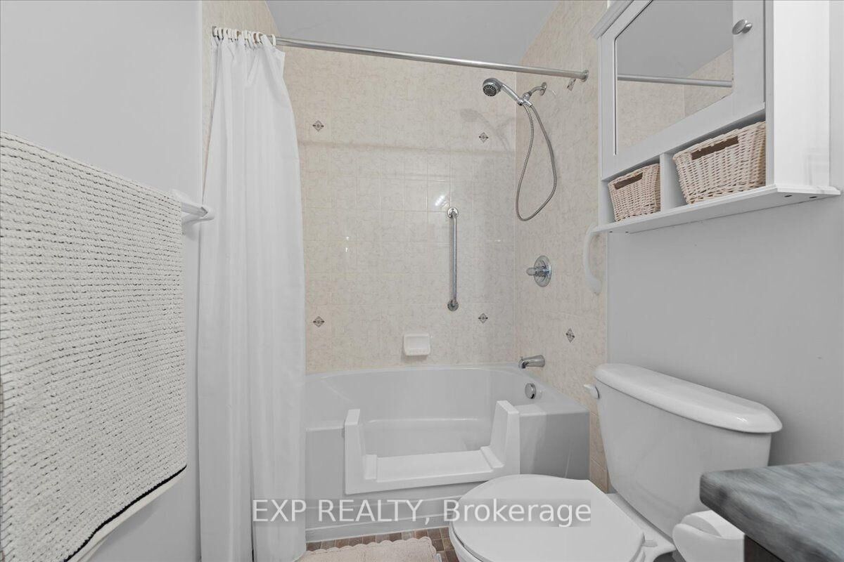 Property Photo:  307 Cozumel Private  ON K4A 0V2 
