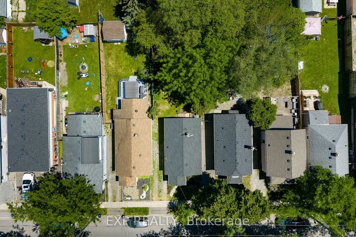 Property Photo:  28 Grantham Avenue  ON L2P 3B4 