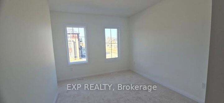 Property Photo:  74 Marche Drive  ON N3W 0K1 
